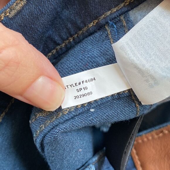 Madewell 10" High-Rise Skinny Jeans in Hayes Wash Size 26 - Picture 12 of 12
